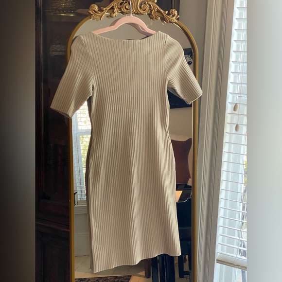 Weekend Stories NWT Neutral Beige Tan Bodycon/Stretch Mini Dress - Picture 6 of 8